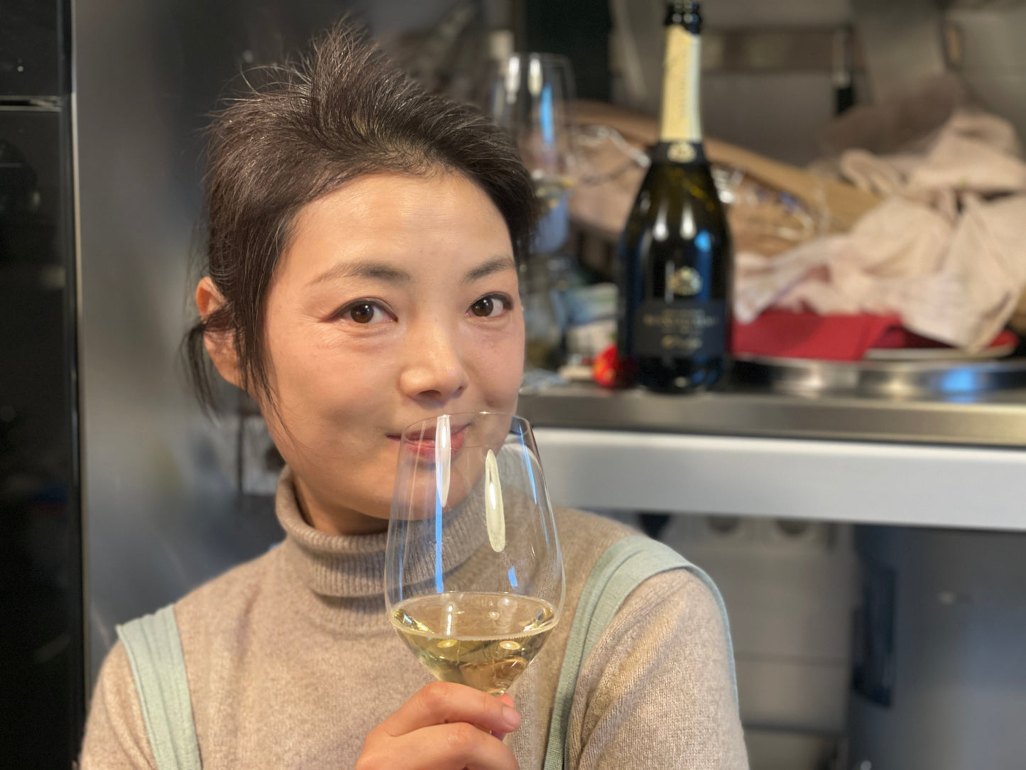 Welchen Wein genießt Meiqin nach einem ihrer sensationellen Kochevents?